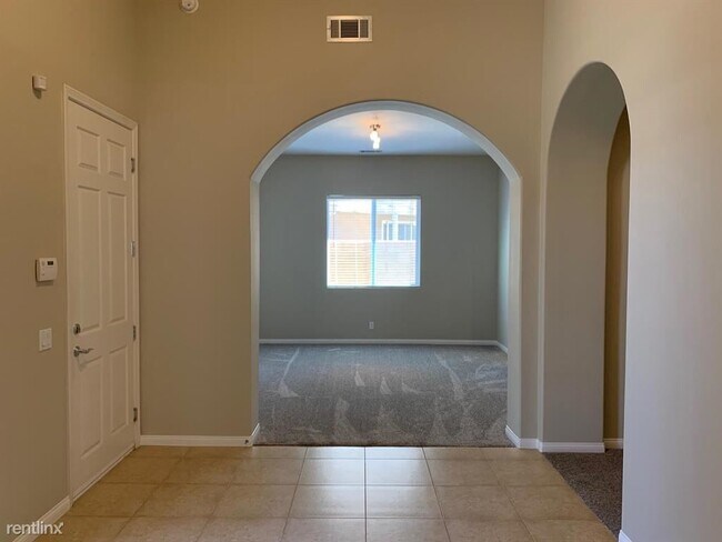 Foto del edificio - 3 br, 3 bath House - 39637 Dali Dr S