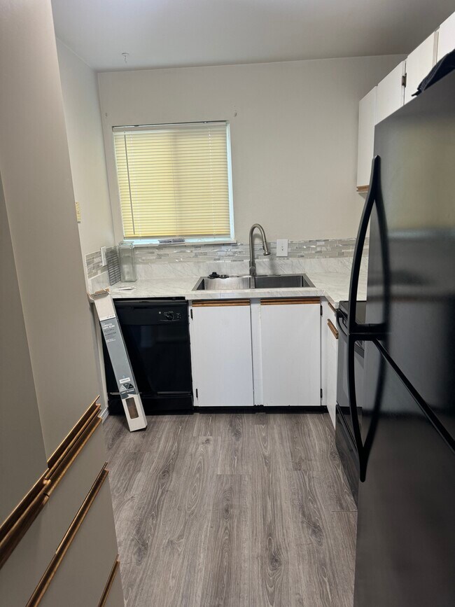 Kit gallina - 25446 106th Ave SE