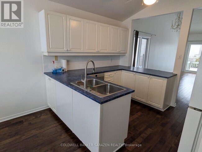 Photo du bâtiment - 36 Westwinds Pl