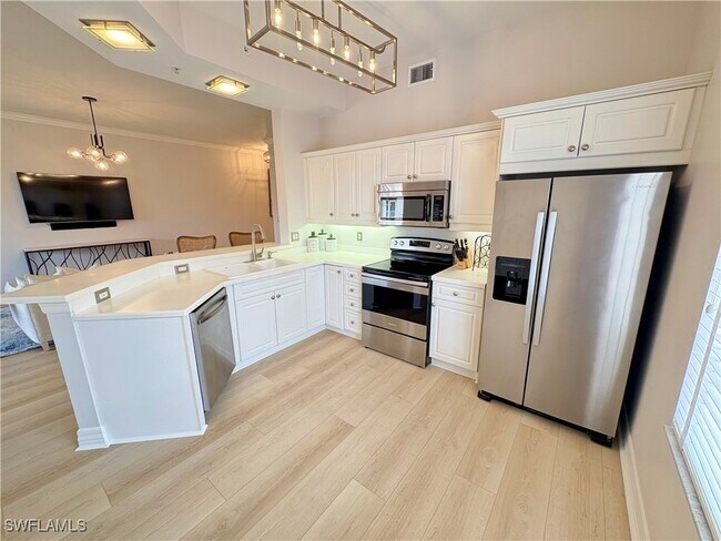 Building Photo - 401 Bayfront Pl