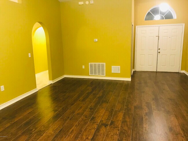 Building Photo - 1383 Oden Ct