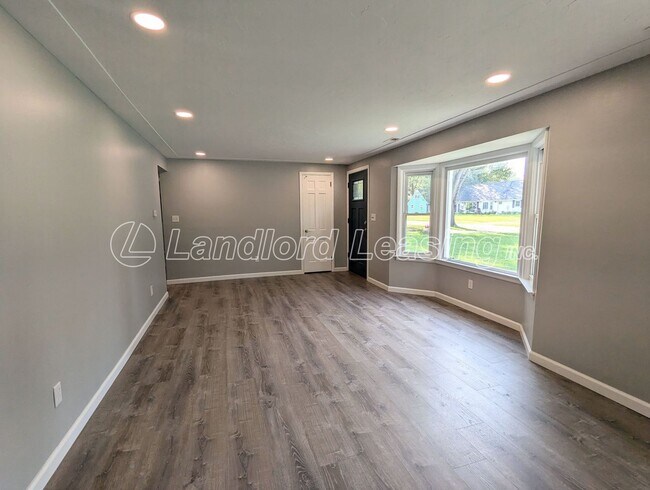 Foto del edificio - Updated Ranch Home in Sheffield Lake