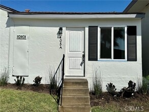 Building Photo - 405 Avenida Victoria