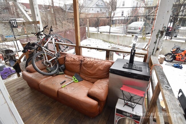 Foto del edificio - 34 Long Ave