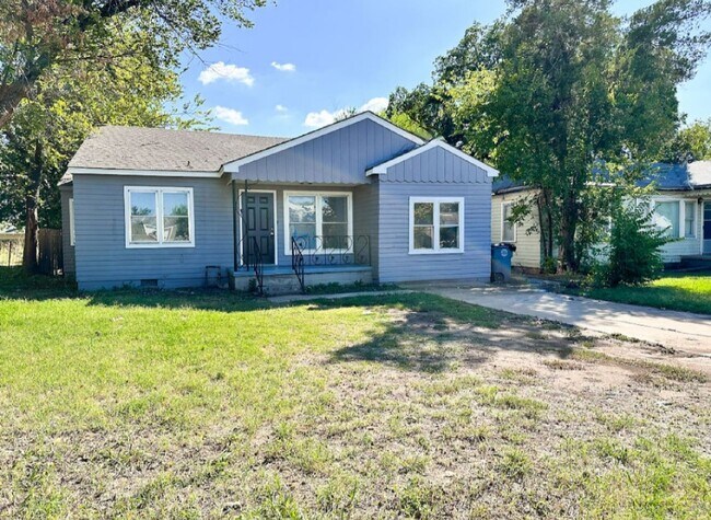 Foto del edificio - 1308 NW Taylor Ave. Lawton, OK. 73507