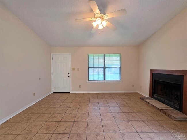 Building Photo - 1440 N 61st Ave