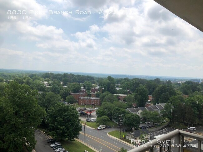 Foto del edificio - 8830 Piney Branch Rd