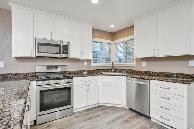 Building Photo - 7660 Mandolin Way
