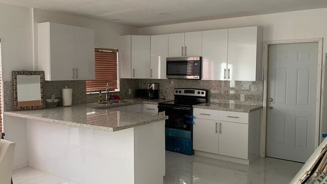 Photo - 3041 NW 185th Ter House