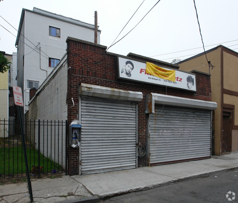86 School St, Yonkers, NY 10701 Apartments in Yonkers, NY