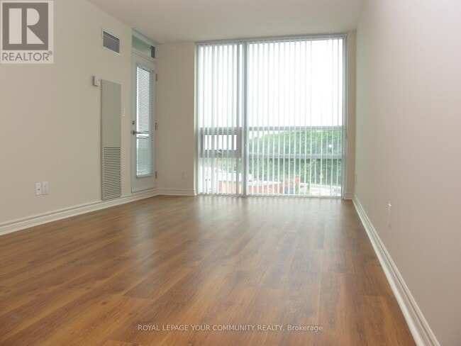 Building Photo - 88 Grangeway Ave