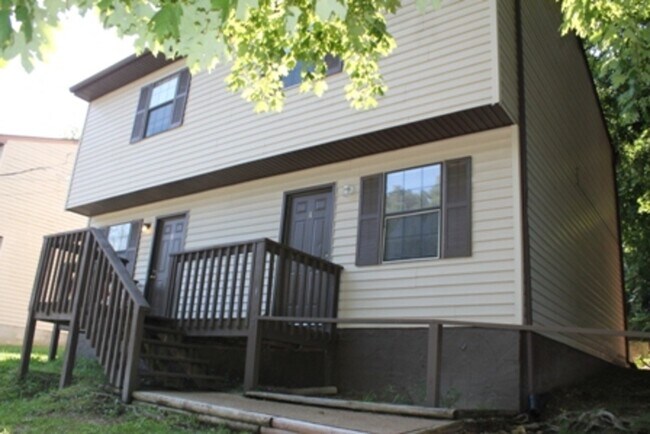 Foto del edificio - 306A Gillespie Rd