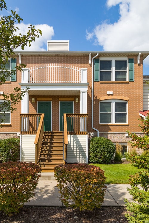 Exterior - Meadows Crossing
