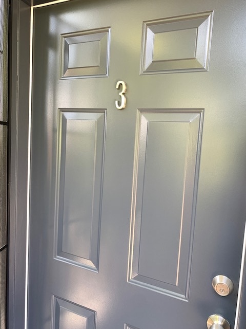 UNIT 3 - 1242 N Westmoreland Ave