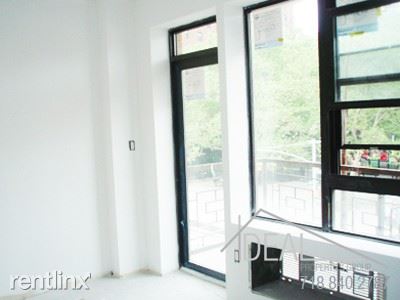 Building Photo - 452 Lafayette Ave