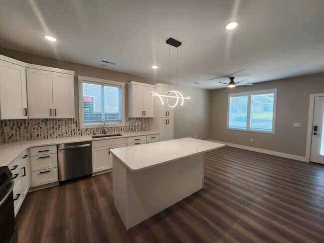 Foto del edificio - 5308 W Wernett Rd