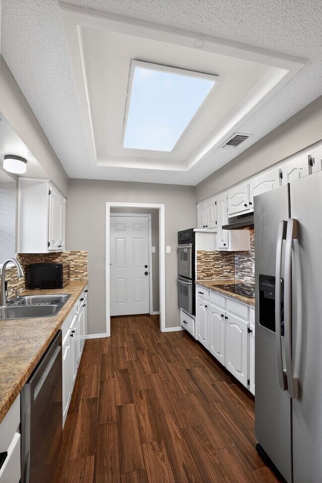 Foto del edificio - 2511 Ironwood Ct