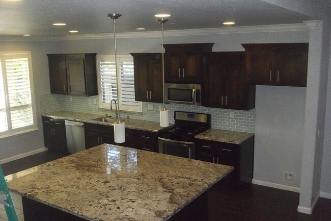 Foto del edificio - Crocker Ranch gated community
