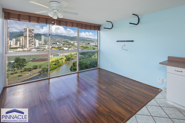 Building Photo - 2211 Ala Wai Blvd