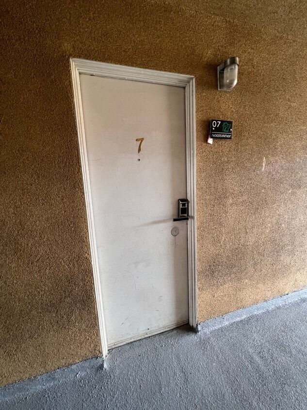 Foto principal - Located in Old town Yucca Valley