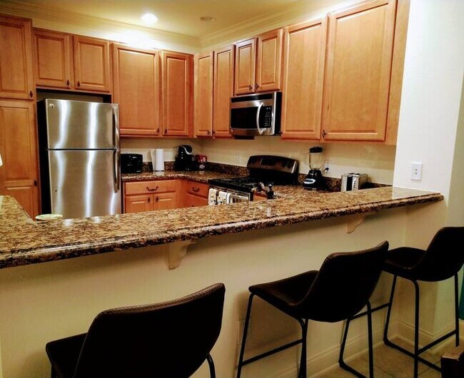 Building Photo - 3032 Bella Vista Dr