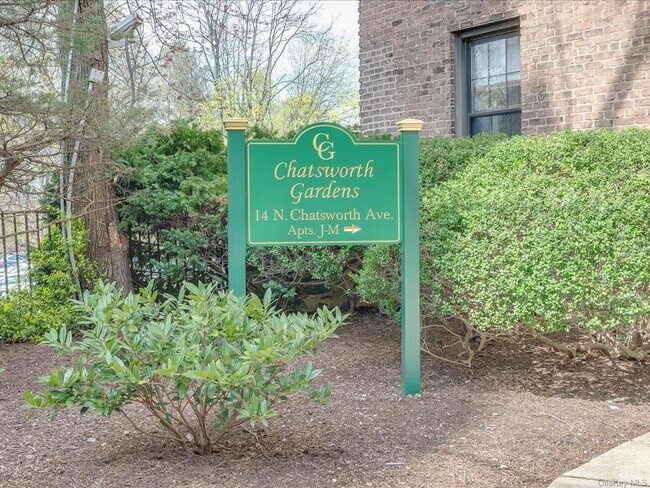 Foto del edificio - 14 N Chatsworth Ave