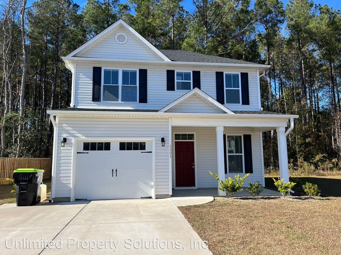 Foto principal - 3 br, 2.5 bath House - 1301 Putnam Dr NE
