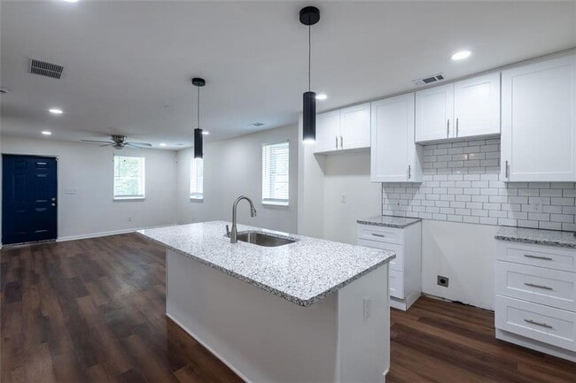 Foto del edificio - 450 Paines Ave NW