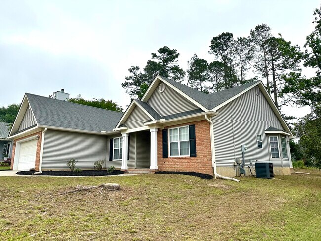 Building Photo - 945 Hunting Horn Wy