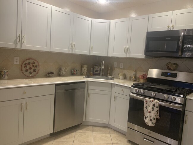 Foto del edificio - 227 Lindsey Ct