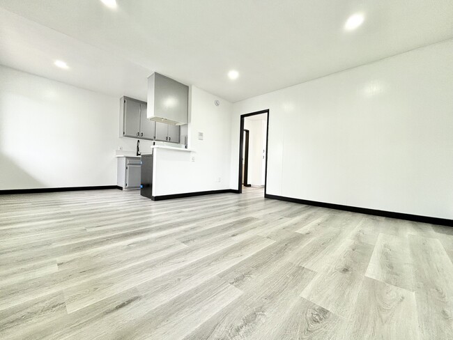 Building Photo - 8204 Langdon Ave