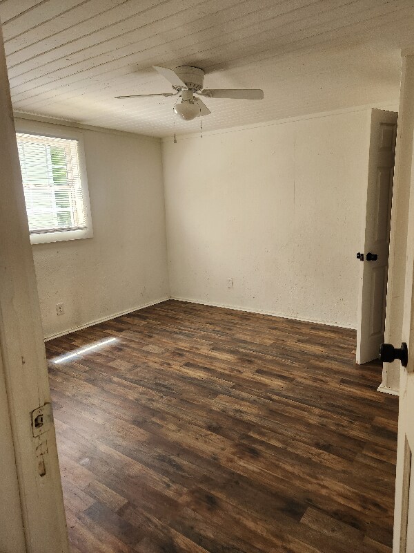 Foto del edificio - 715 White Oak Ln