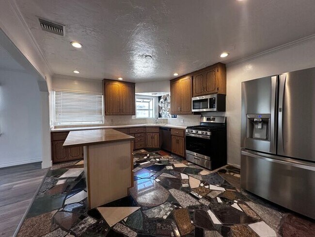 Building Photo - Situated in the Community of North Hollywo...