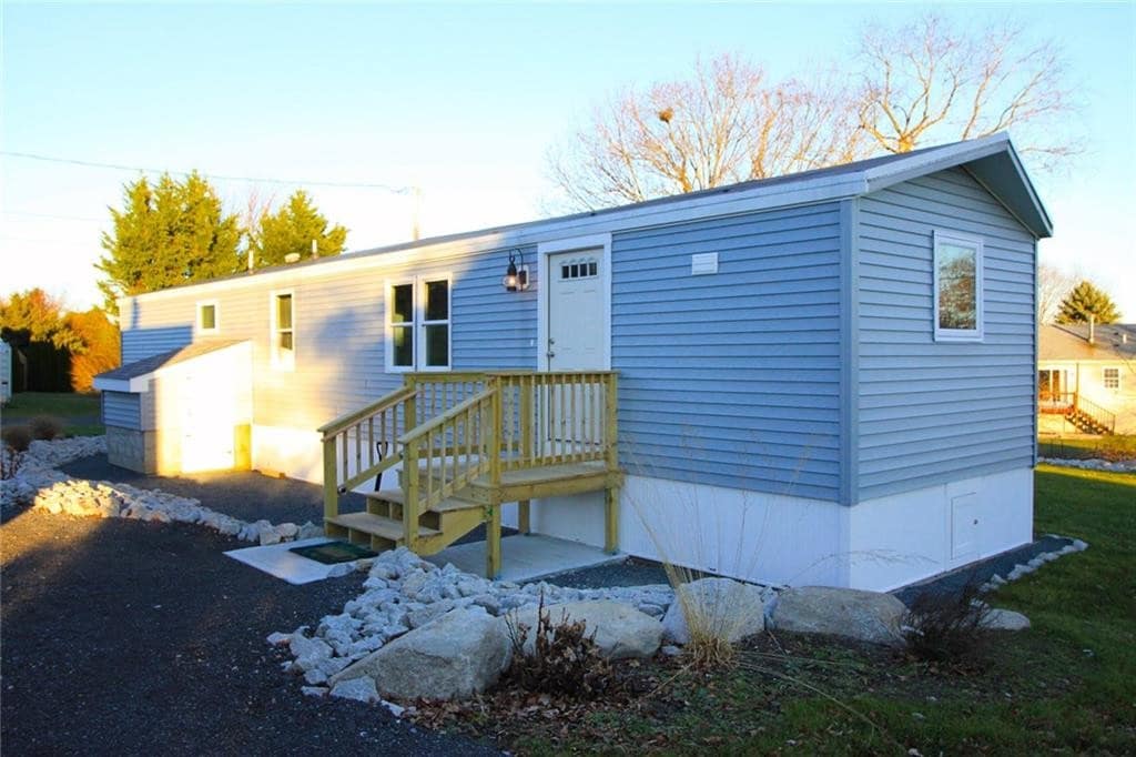 41 Mello Terrace, Portsmouth, RI 02871 House Rental in Portsmouth, RI