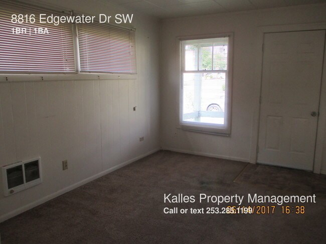 Building Photo - 8816 Edgewater Dr SW