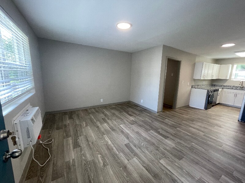 Foto principal - 1106 W 7th St