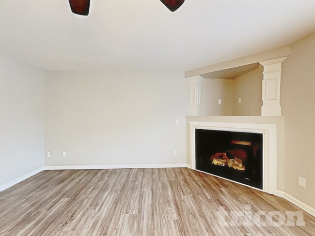 Foto del edificio - 7016 Haines Mill Road