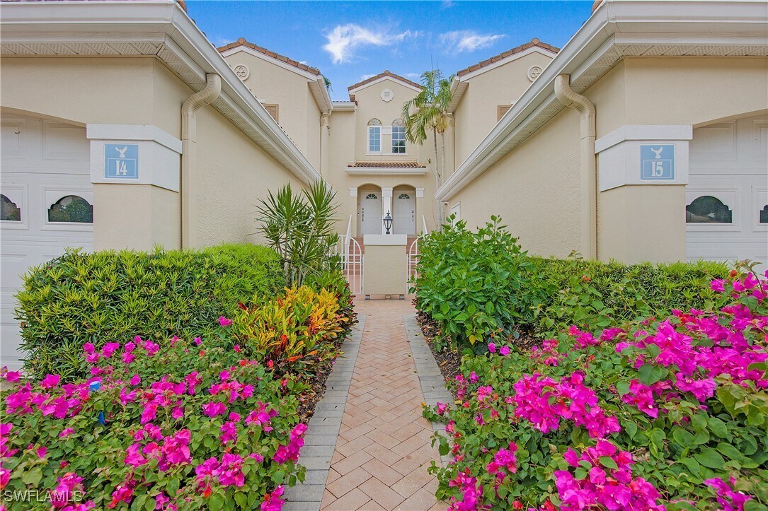 Primary Photo - 8375 Excalibur Cir