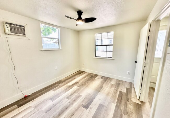 Foto del edificio - 1121 Essex St