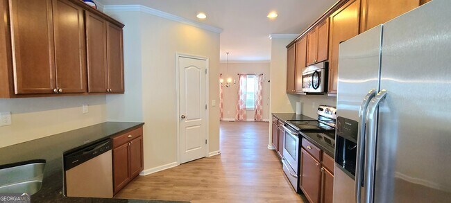 Foto del edificio - 2472 Mildon Hall Ln