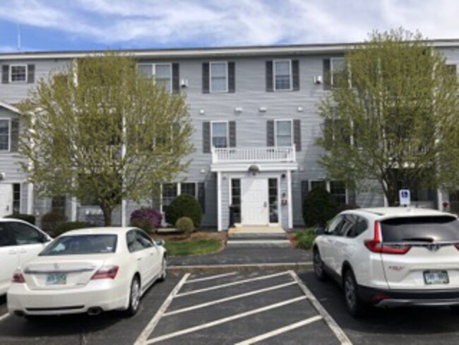 Building Photo - NS - 16 Crestview 176