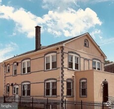 Building Photo - 101 E 28th St