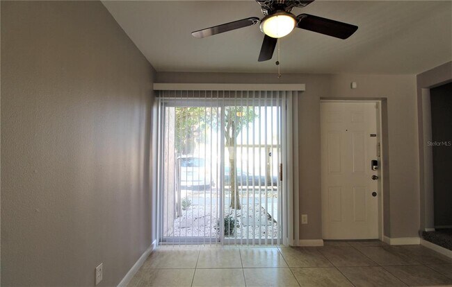 Foto del edificio - 2741 Hope St