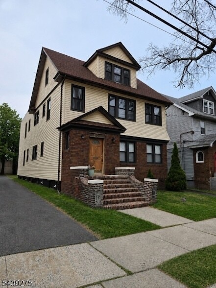 27 Cleveland Ave