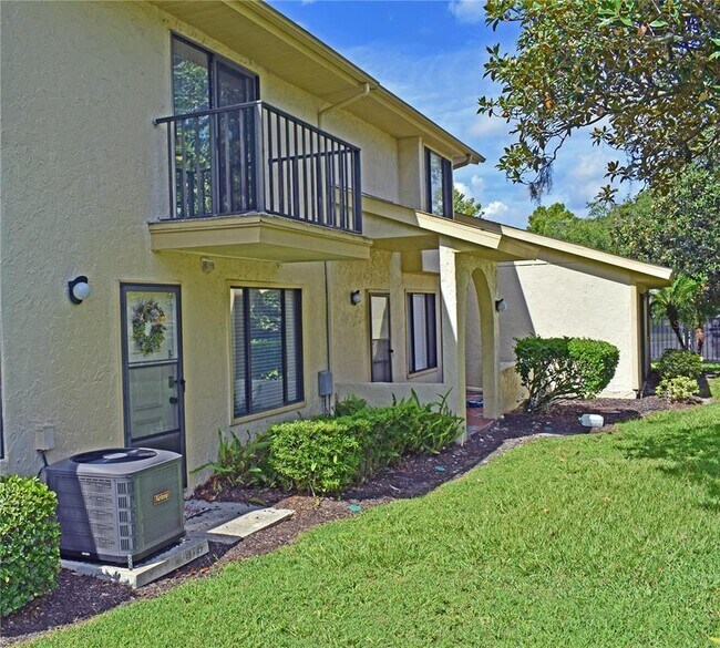 Foto del edificio - 9005 Pebble Creek Dr