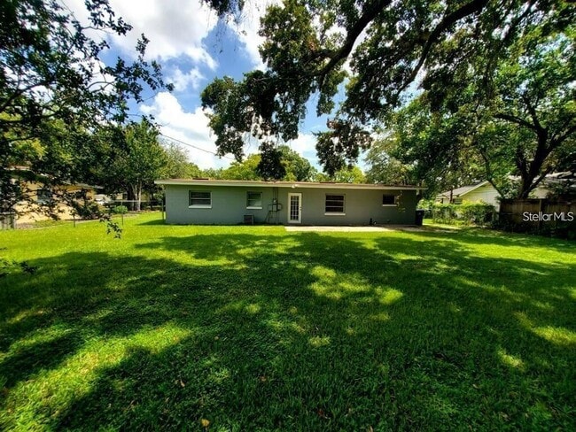 Building Photo - 1600 Baltimore Dr