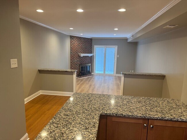 Foto del edificio - 34 Dora Dr