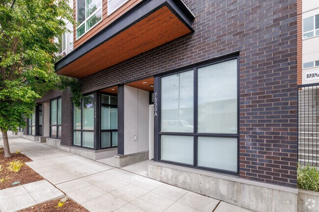 Foto del edificio - Talta Townhomes