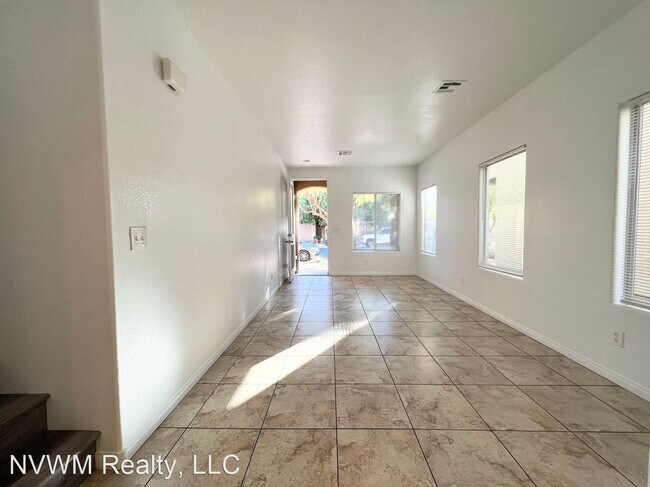 Foto del edificio - 4 br, 2.5 bath House - 9360 Fitzwilliam Ave