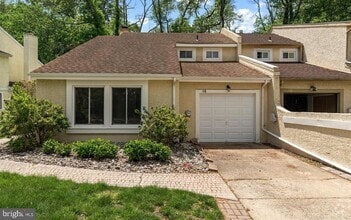Building Photo - 41 Peregrine Dr